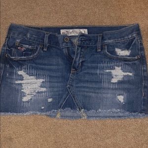 Hollister distressed skirt.  Size 3